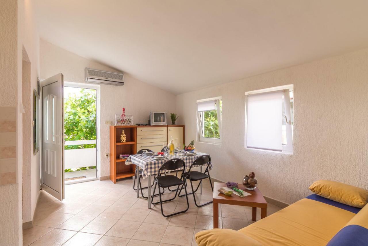 Fisa Apartments Vir Extérieur photo